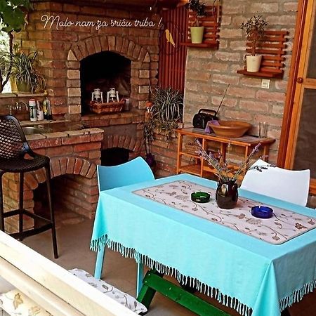 Kuca Za Odmor Mirni Kutak Vukovar Exterior foto